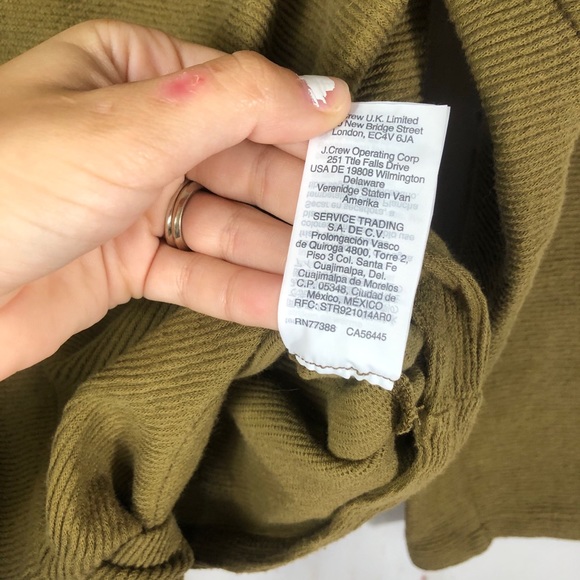 Texture & Thread X Madewell Olive Cropped Top - Picture 5 of 6